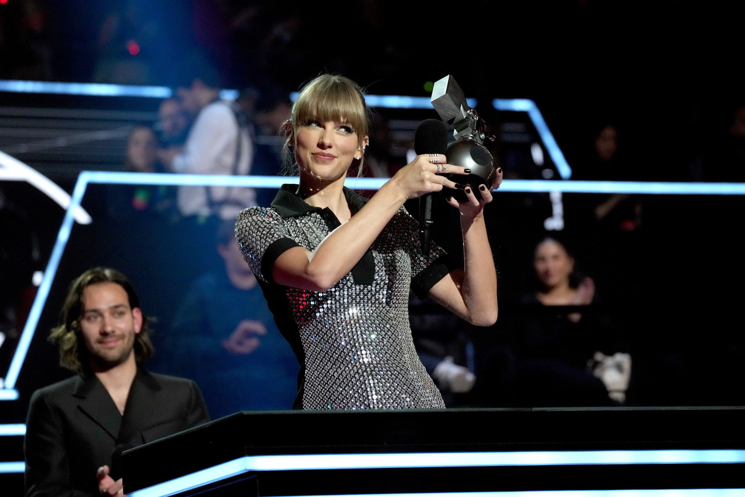 Taylor Swift accepts an award during the 2022 MTV Europe Music Awards in Germany