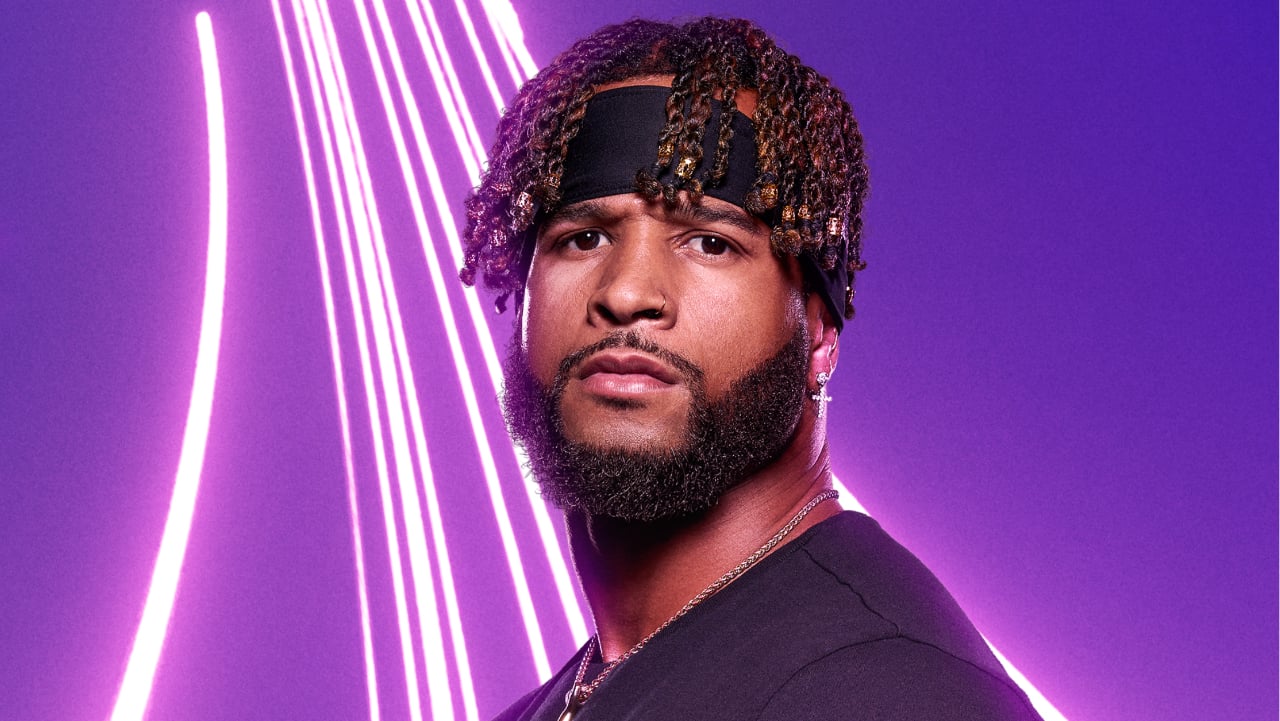 Nelson Thomas posing for 'The Challenge' Season 38 cast photo