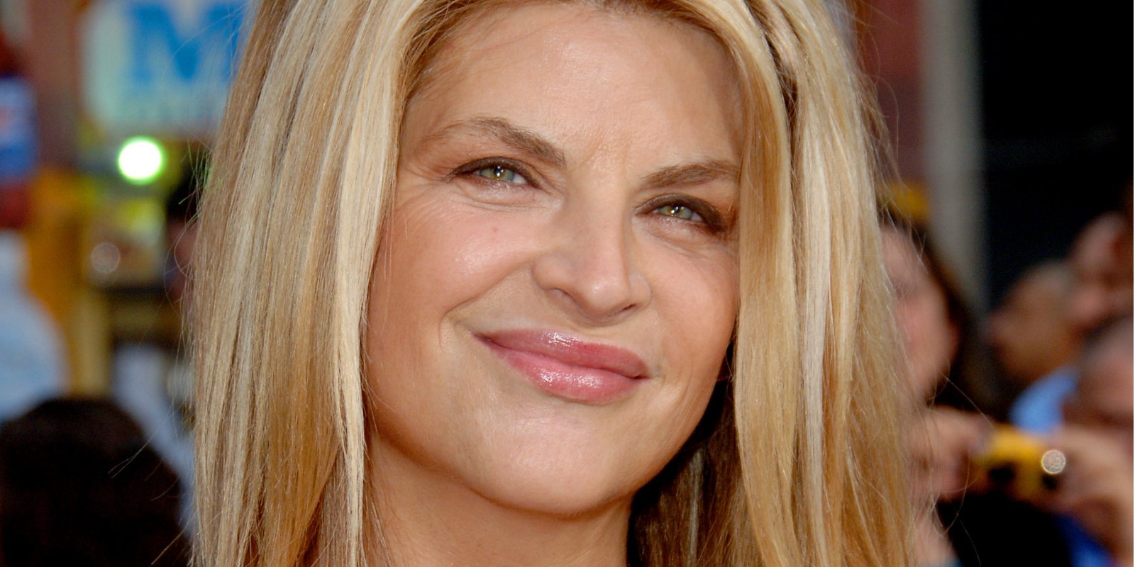 Kirstie Alley poses during "Mission: Impossible III" Los Angeles Fan Screening - Arrivals at Chinese Theater in Hollywood, California, United States.