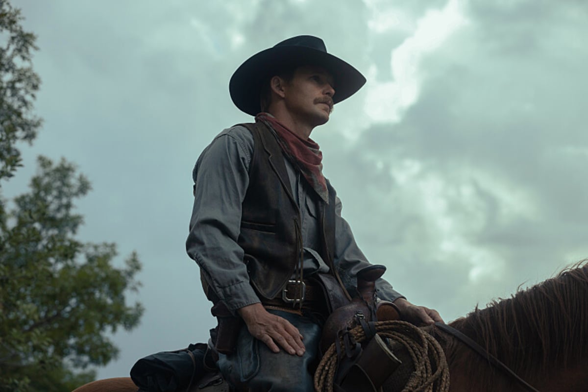 '1923' actor Brian Geraghty attended cowboy camp to learn how to ride a horse, like in this photo from the series.