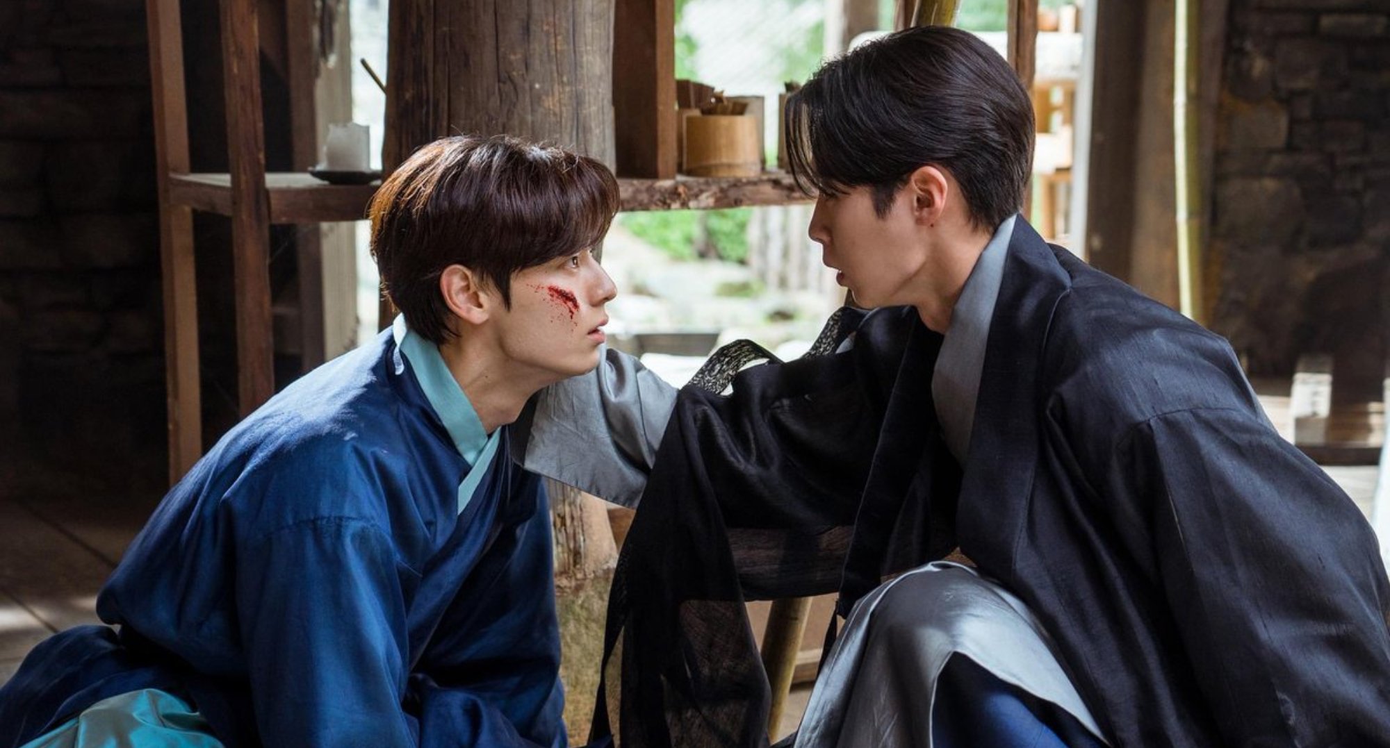 Actors Minhyun and Lee Jae-wook in 'Alchemy of Souls' Season 2.