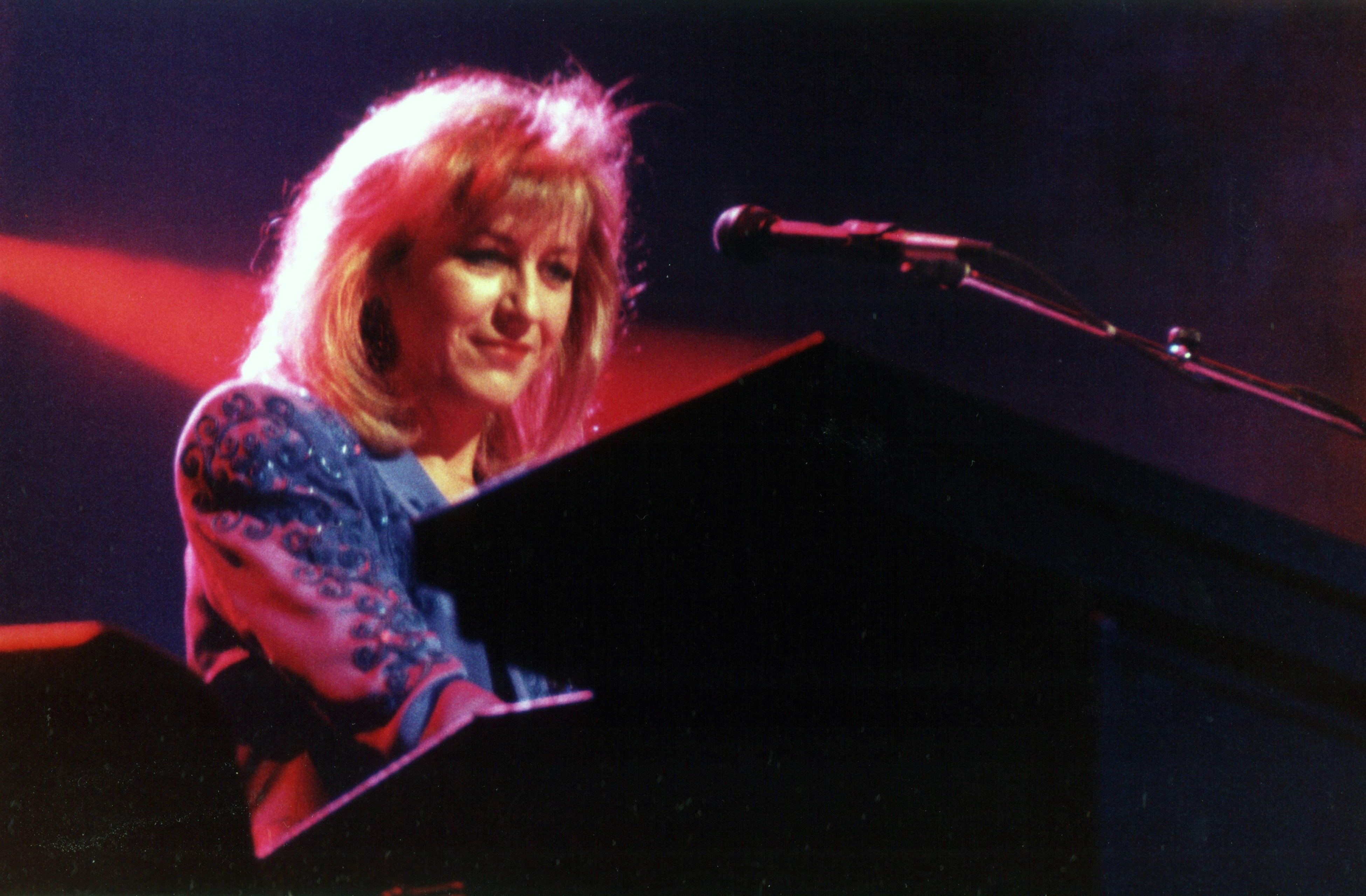 Fleetwood Mac (Christine McVie) performs at the Met Center in Bloomington, Minnesota