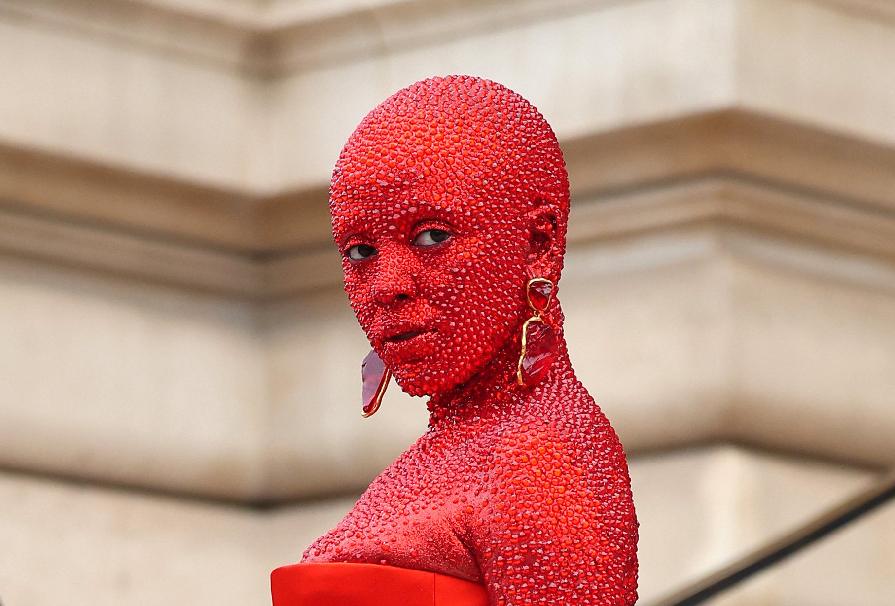 See All of Doja Cat's Wild Paris Fashion Week Beauty Looks: Pics