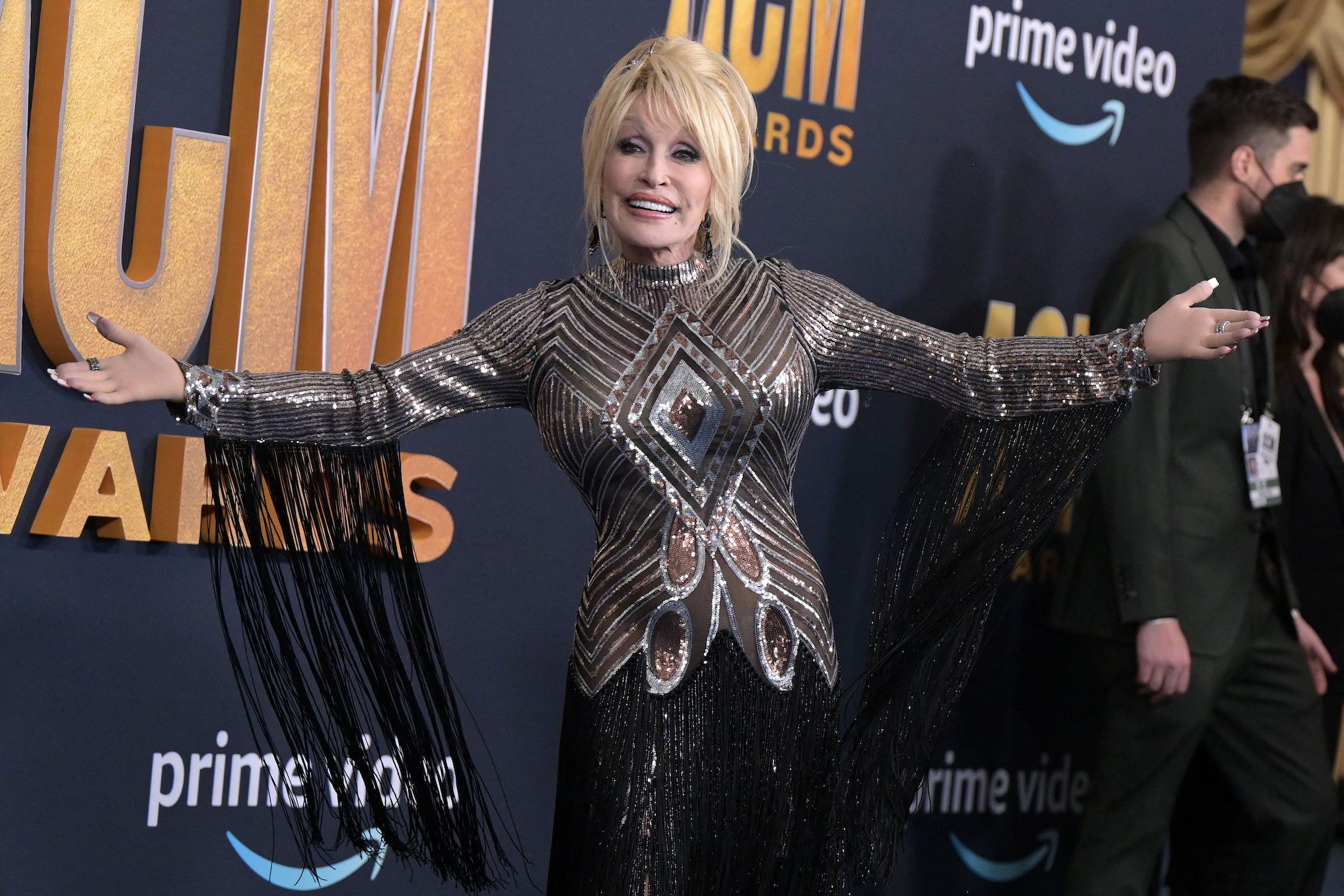 Dolly Parton arrives at the 57th Academy of Country Music Awards in Las Vegas, Nevada