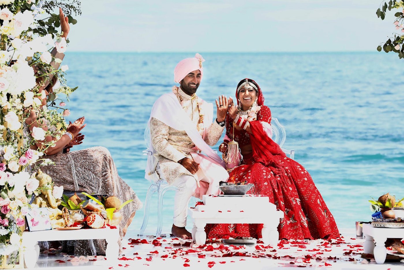 Vishal Parvani, Richa Sadana from Family Karma at their Mexican wedding 