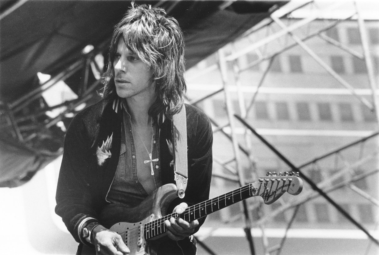 Guitarist Jeff Beck plays his guitar as her performs live circa 1970.