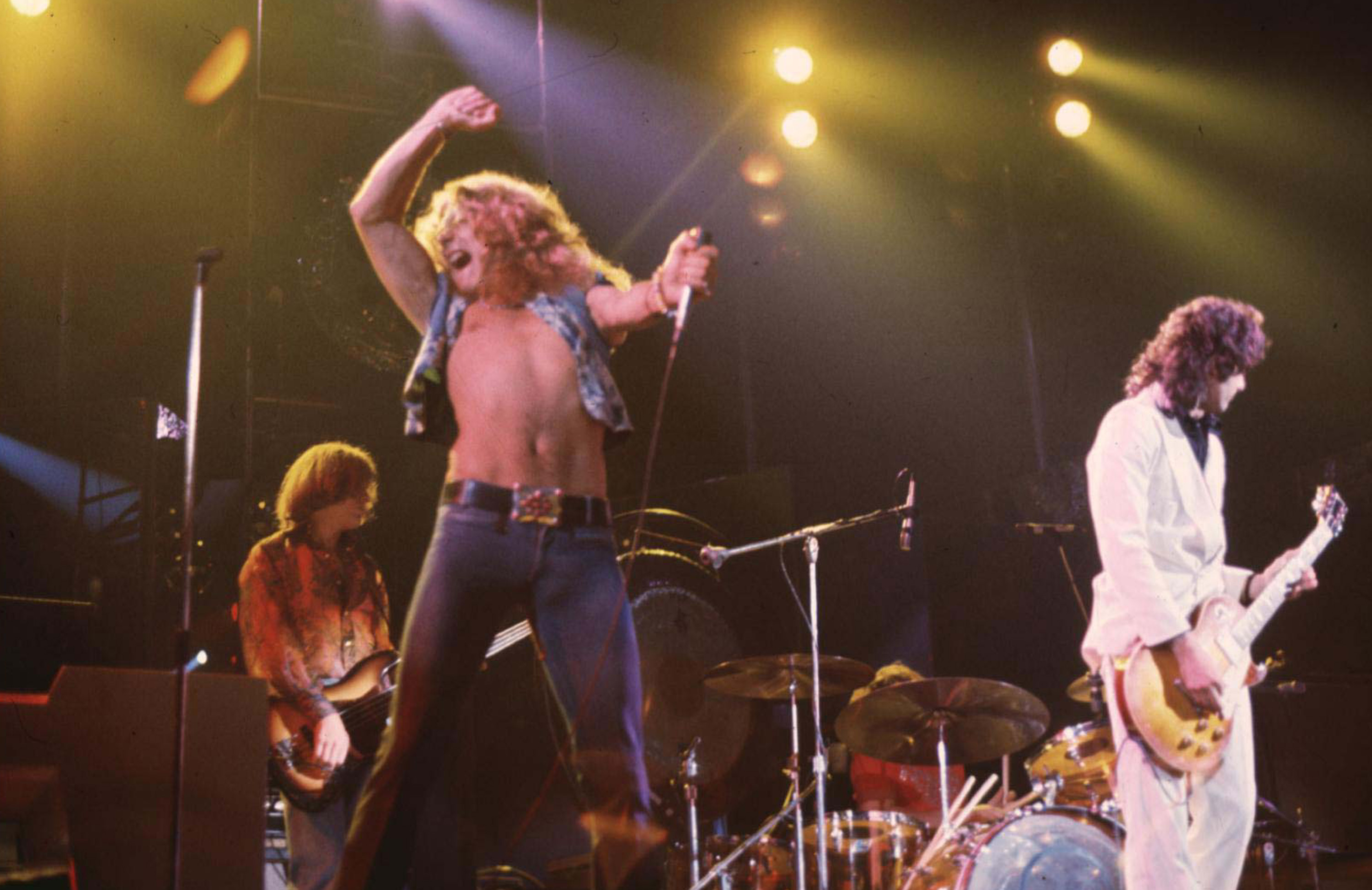 Led Zeppelin performs at Milwaukee Arena