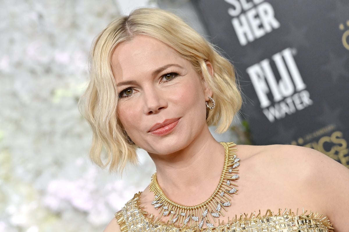 Michelle Williams smiling