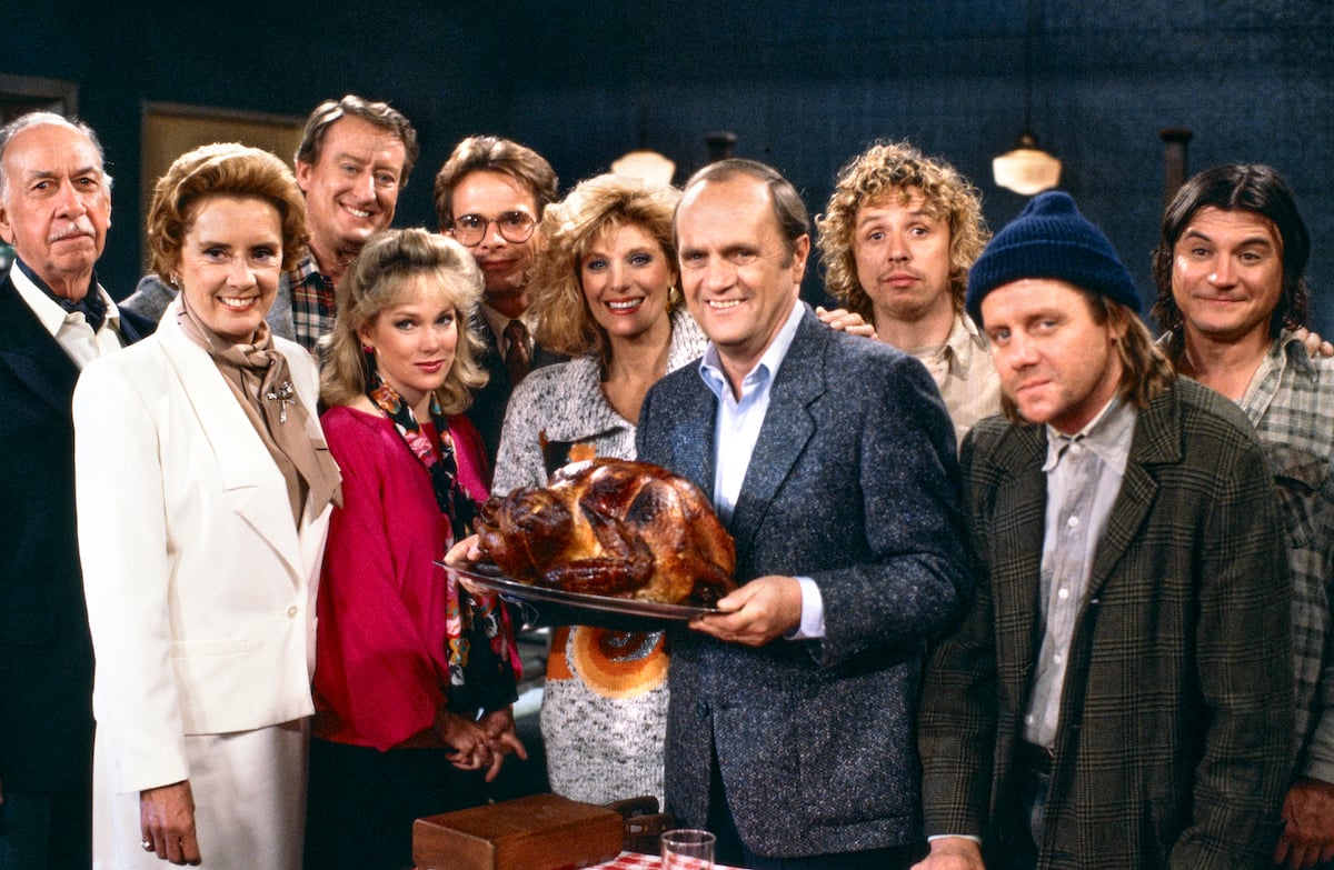 Jose Ferrer (as Arthur Vanderkellen), Priscilla Morrill (as Marian Vanderkellen), Tom Poston (as George Utley), Julia Duffy (as Stephanie Vanderkellen), Peter Scolari (as Michael Harris), Mary Frann (as Joanna Loudon), Bob Newhart (as Dick Loudon), John Voldstad (as Second Darryl), William Sanderson (as Larry), Tony Papenfuss (as First Darryl) smile together after filming a Newhart episode in 1986