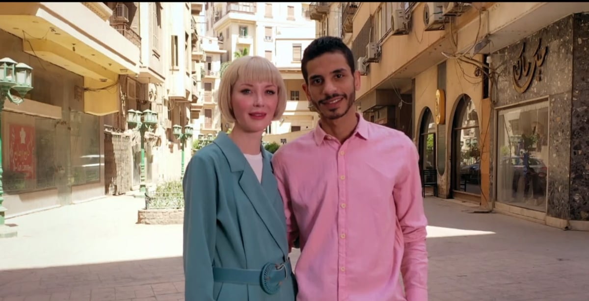 Nicole and Mahmoud pose together in the streets of Egypt on '90 Day Fiancé: The Other Way' Season 4 on TLC.