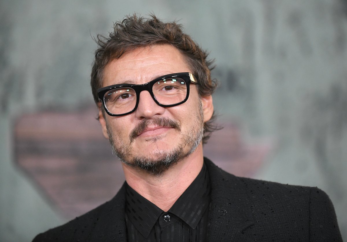 Pedro Pascal poses for photos at "The Last of Us" premiere.