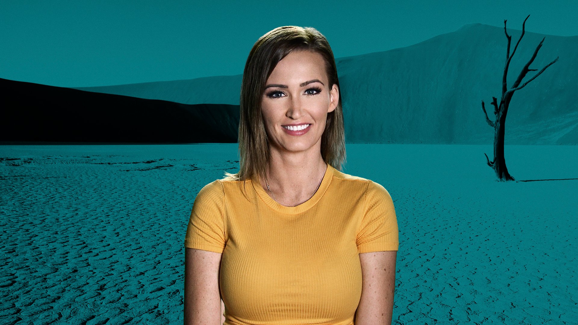 Ashley Mitchell posing for 'The Challenge 33' cast photo