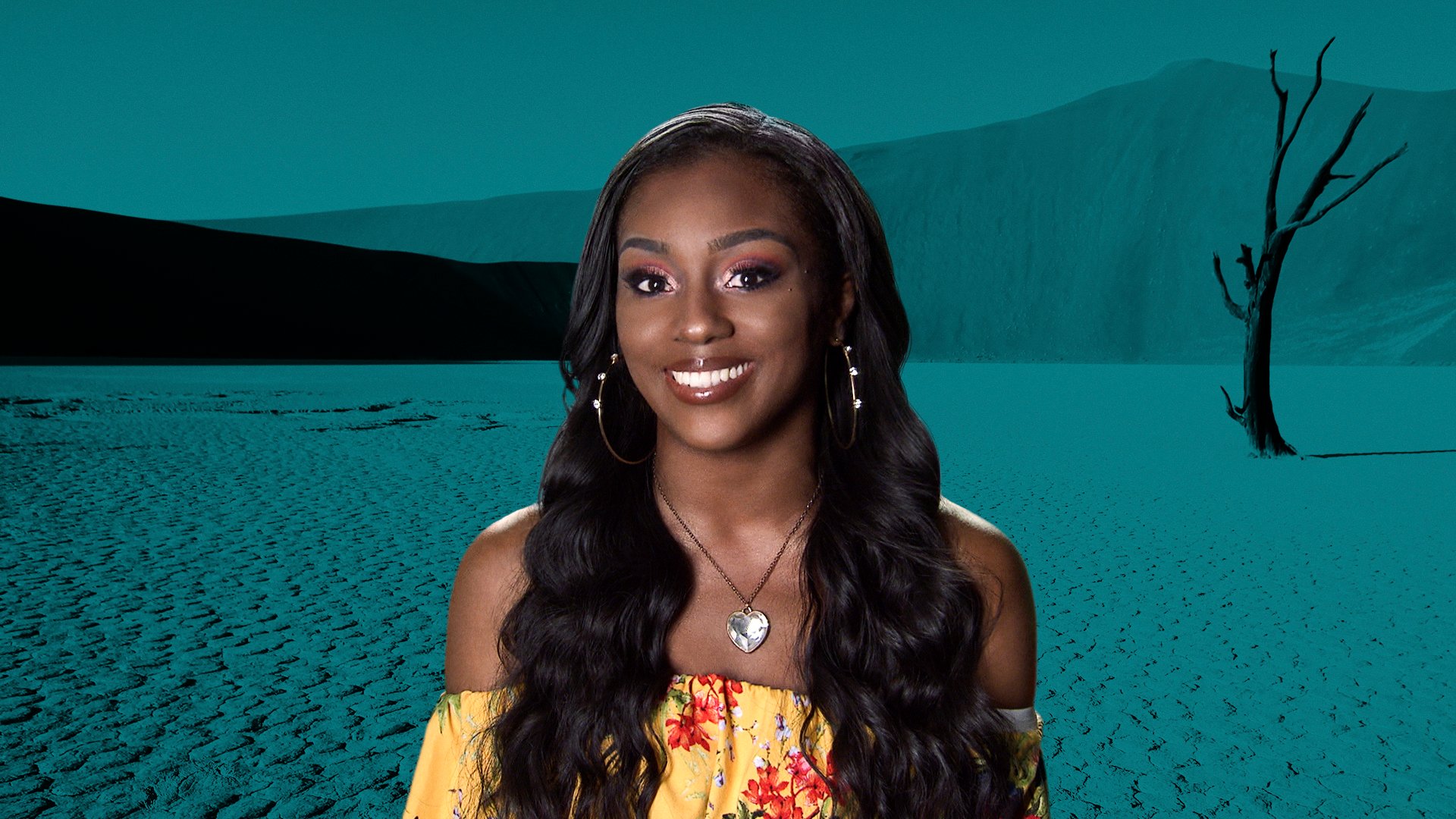 Da'Vonne Rogers posing for 'The Challenge 33' cast photo