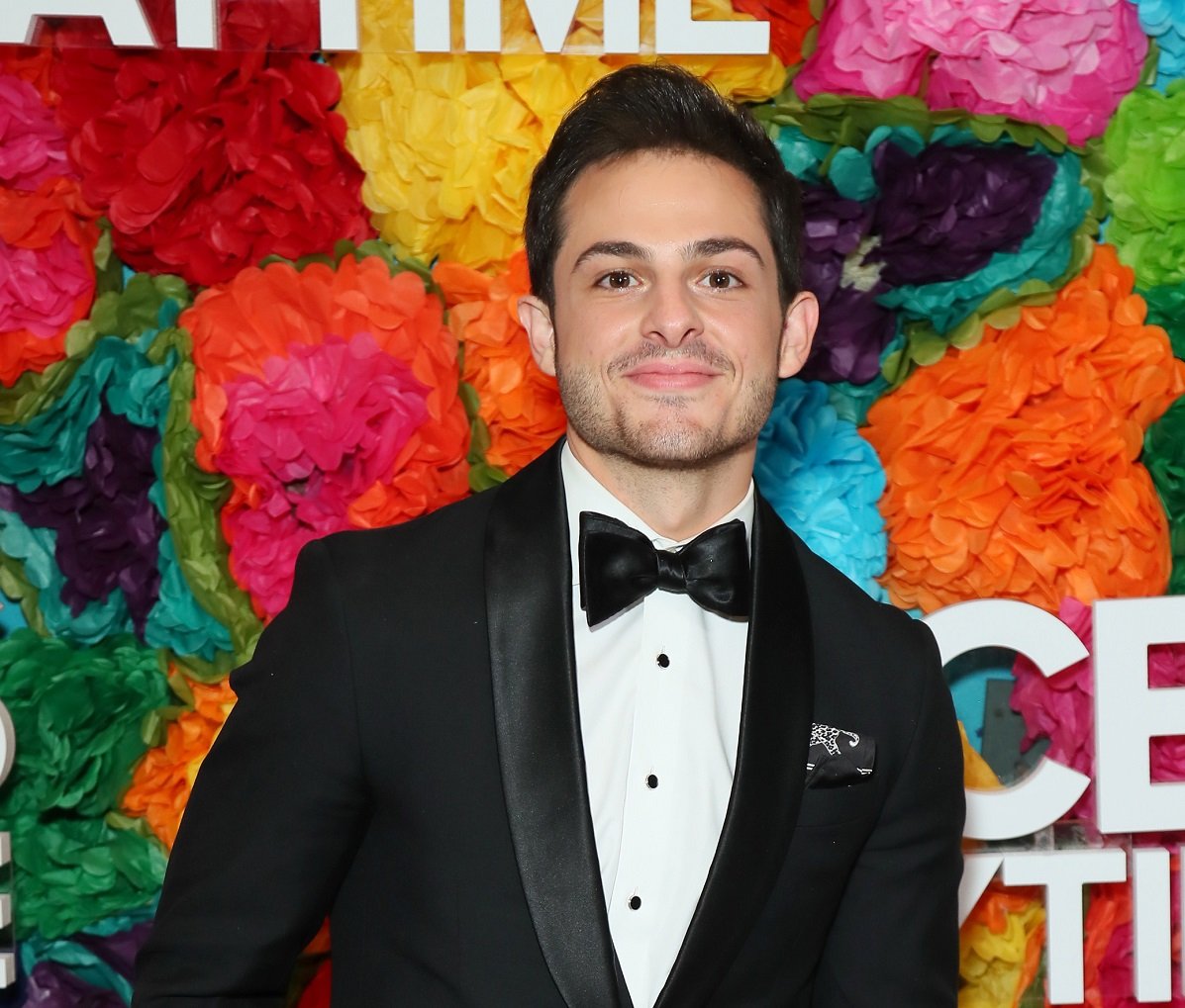 'The Young and the Restless' star Zach Tinker in a tuxedo poses on the red carpet.