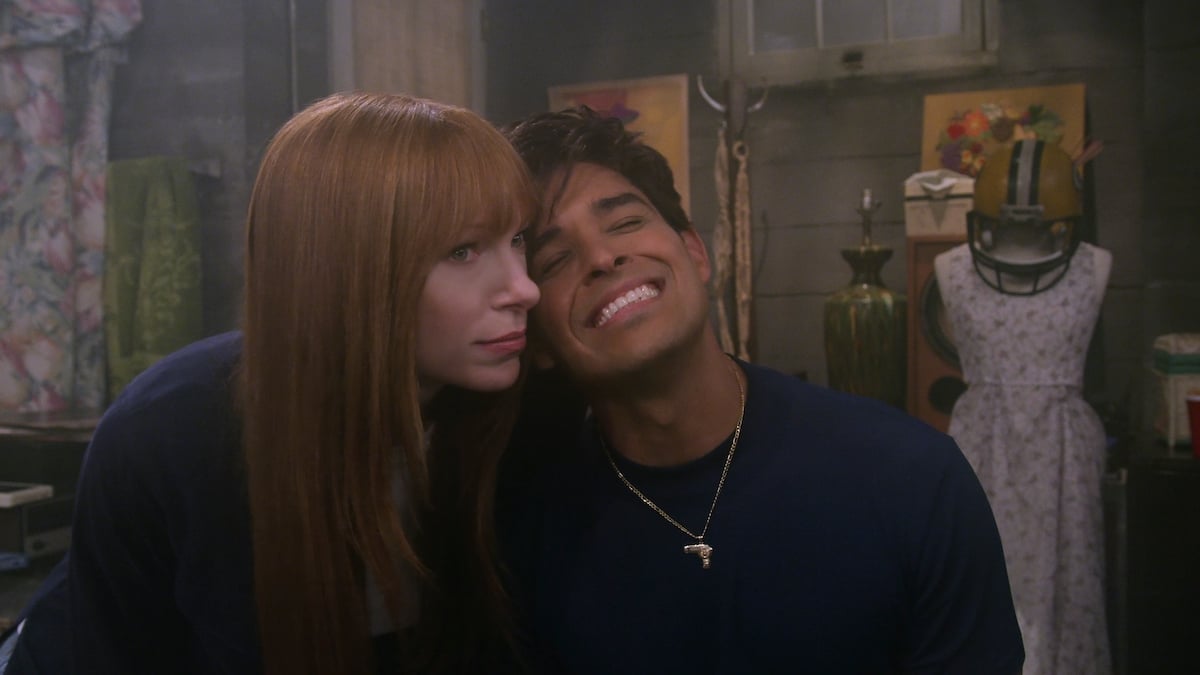 Donna Pinciotti (Laura Prepon) and Fez (Wilmer Valderrama) in the finale of 'That '90s Show' Season 1