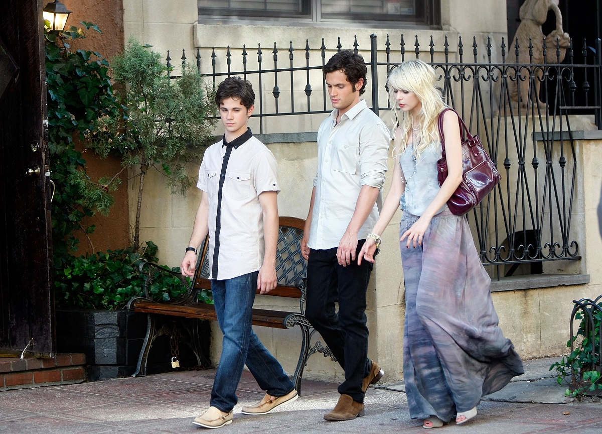 DRAMA. with Connor \u0026 Dylan MacDowell - Podcast - Apple Podcasts, image size:1200x864