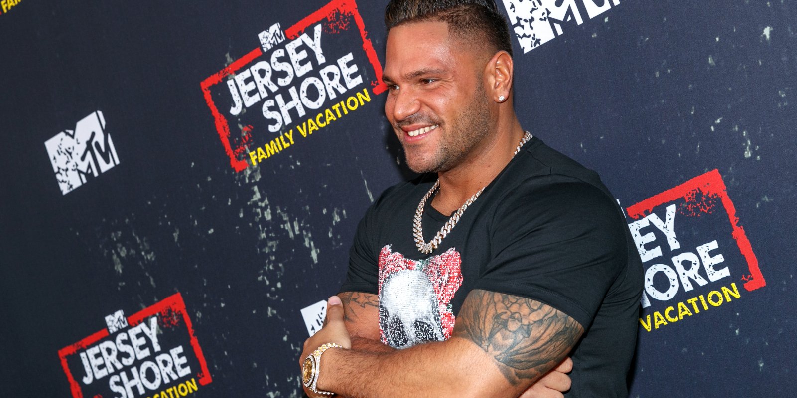 Ronnie Ortiz-Magro poses on the red carpet to promote 'Jersey Shore: Family Vacation.'