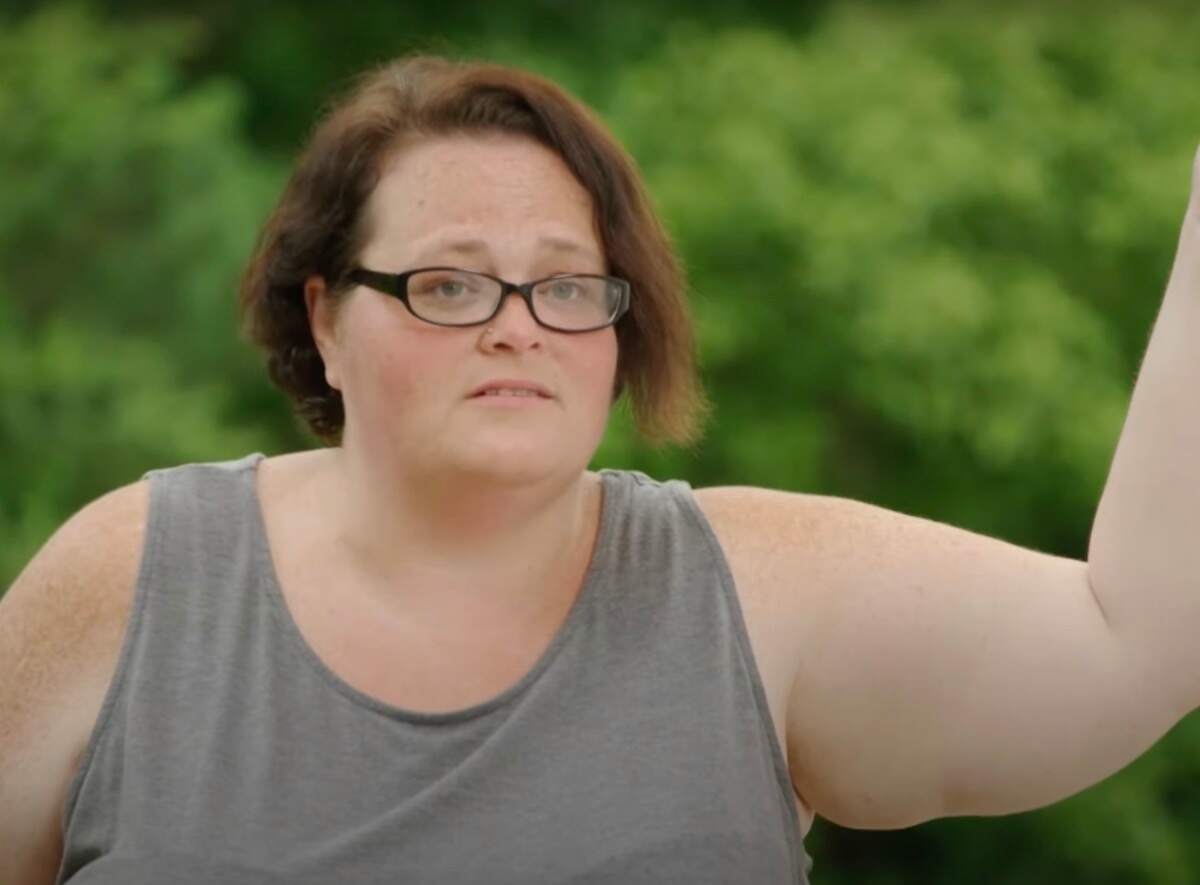 1000-lb Best Friends star Tina Arnold films an interview for the TLC show