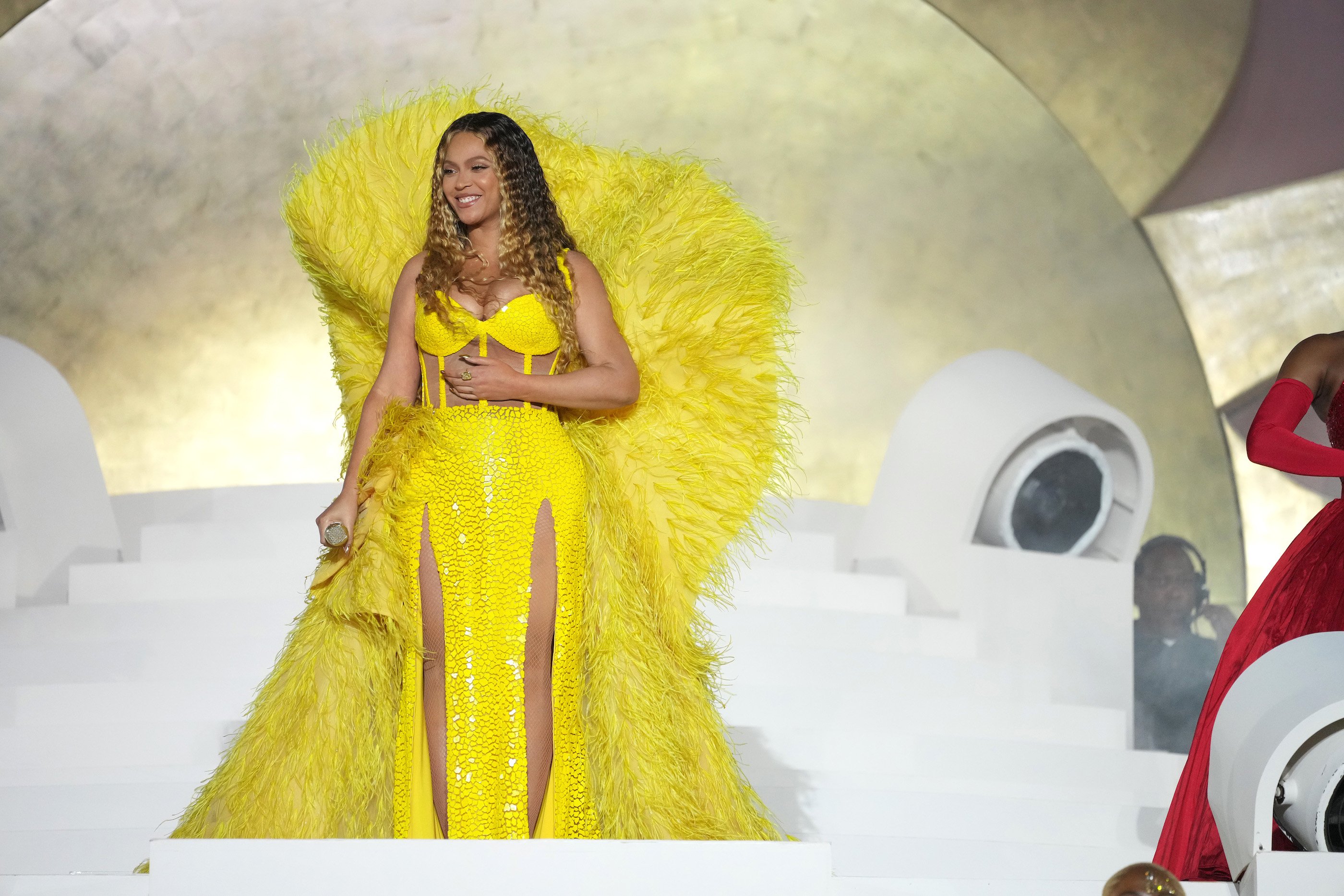 Beyoncé performs on stage headlining the Grand Reveal of Dubai's newest luxury hotel, Atlantis The Royal