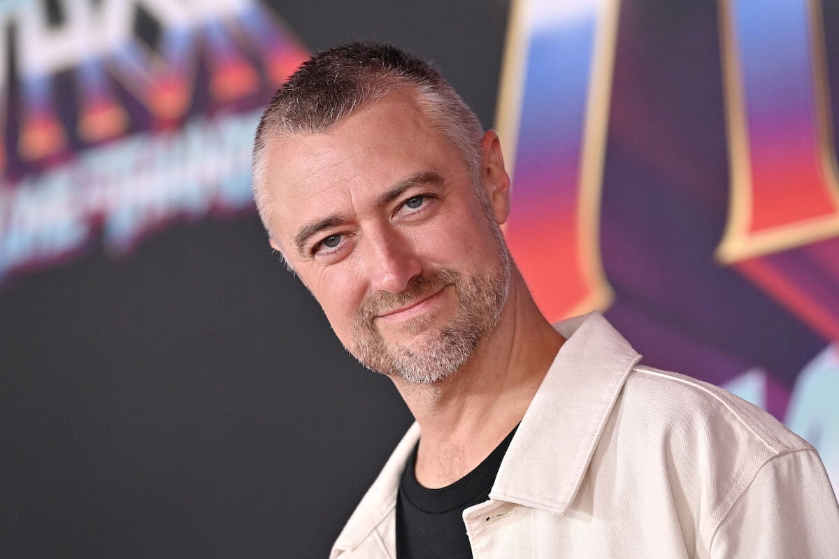 'Gilmore Girls' star Sean Gunn smiles on the 'Thor: Love and Thunder' red carpet