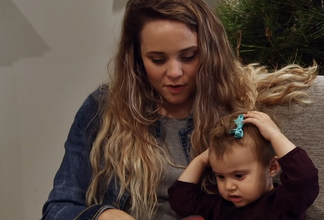 Jinger Duggar Vuolo and her daughter, Felicity, on TLC's 'Counting On'