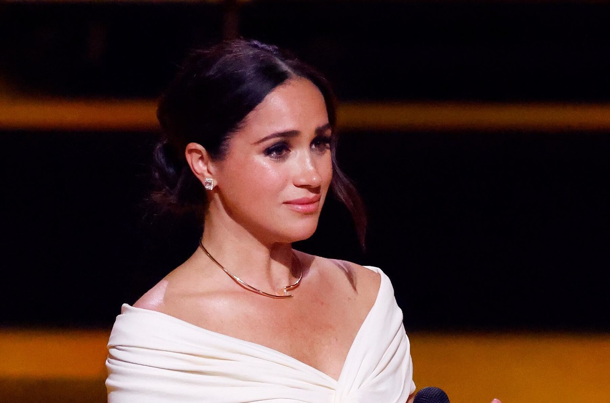 Meghan Markle makes a speech on stage during the Opening Ceremony of the Invictus Games