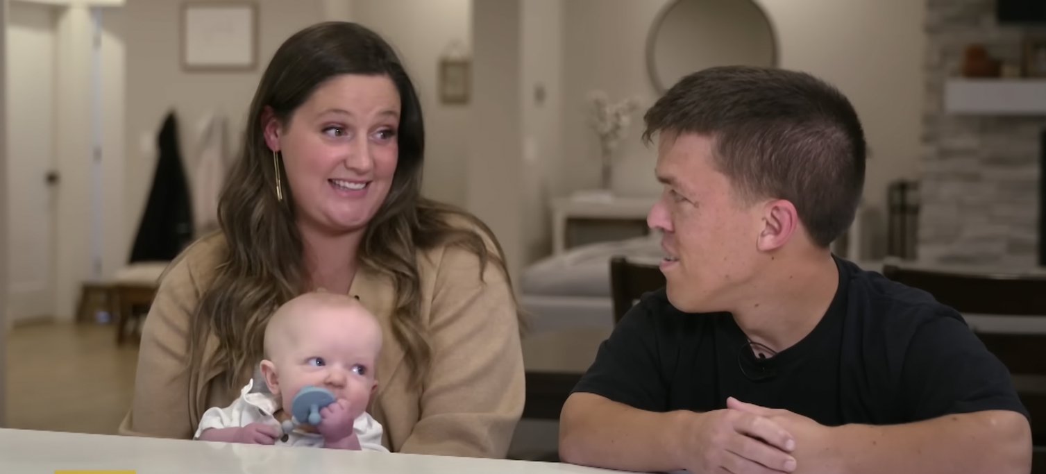 Zach and Tori Roloff from 'Little People, Big World' holding Josiah