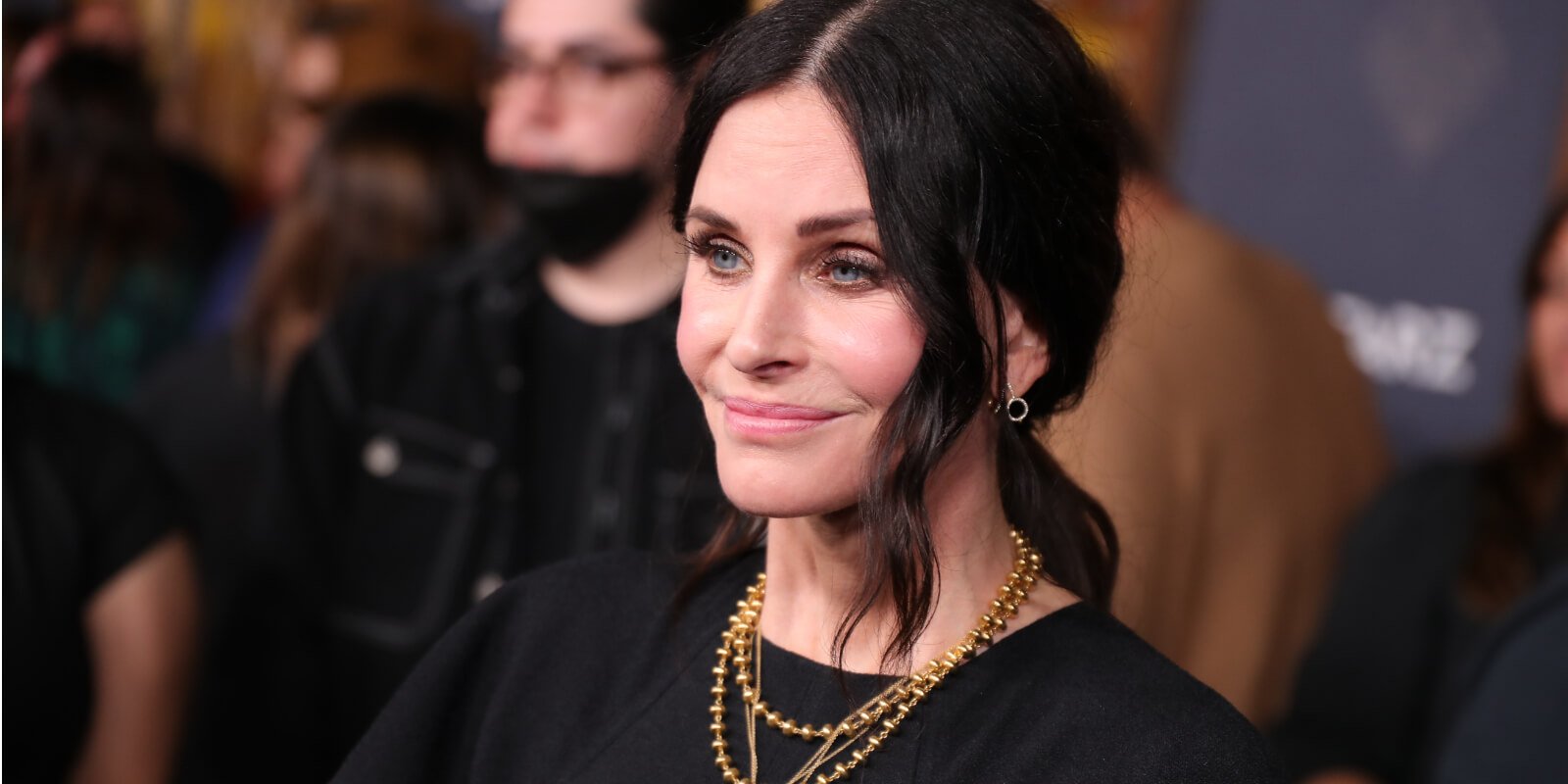 Courteney Cox attends premiere of STARZ "Shining Vale" - red carpet at TCL Chinese Theatre on February 28, 2022 in Hollywood, California.