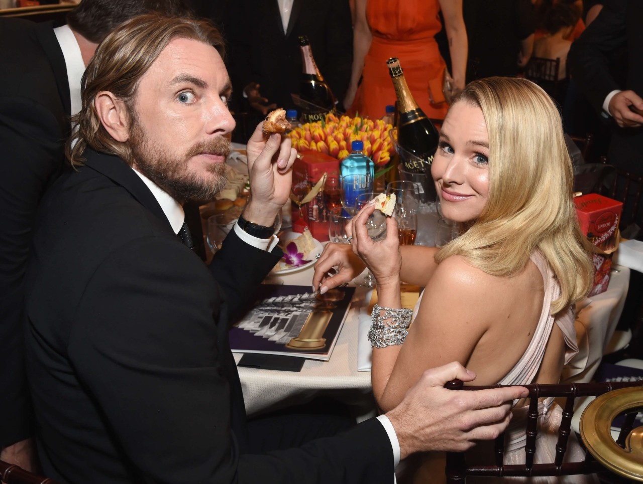 Dax Shepard and Kristen Bell eat a meal together.