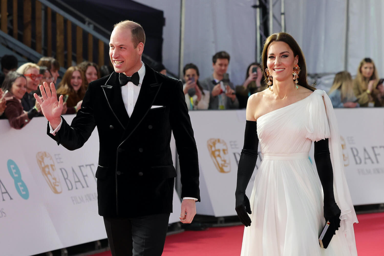 Kate Middleton used a queen elizabeth trick for her style choice at baftas 2023