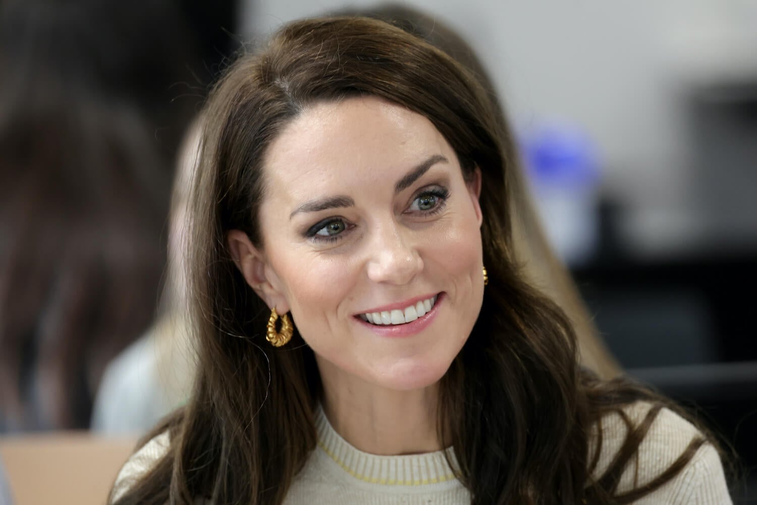 Kate Middleton Is Less Formal When She's Not With Prince William ...