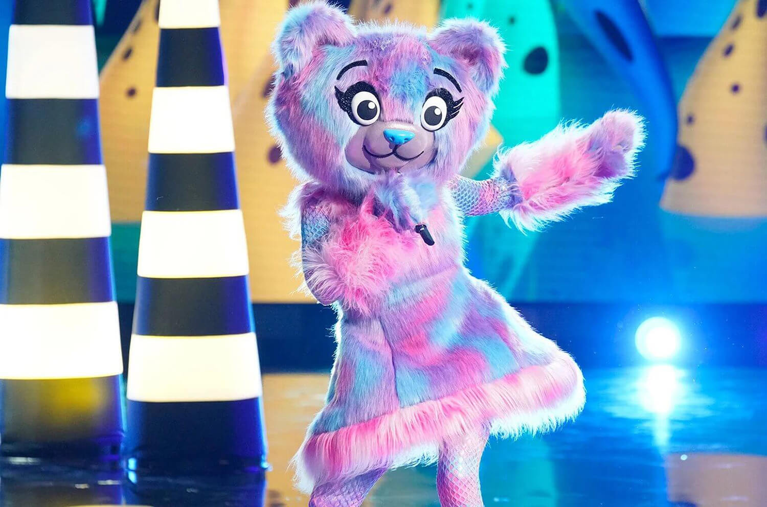 Bear performs on The Masked Singer Season 3 before one of the most surprising celebrity reveals.