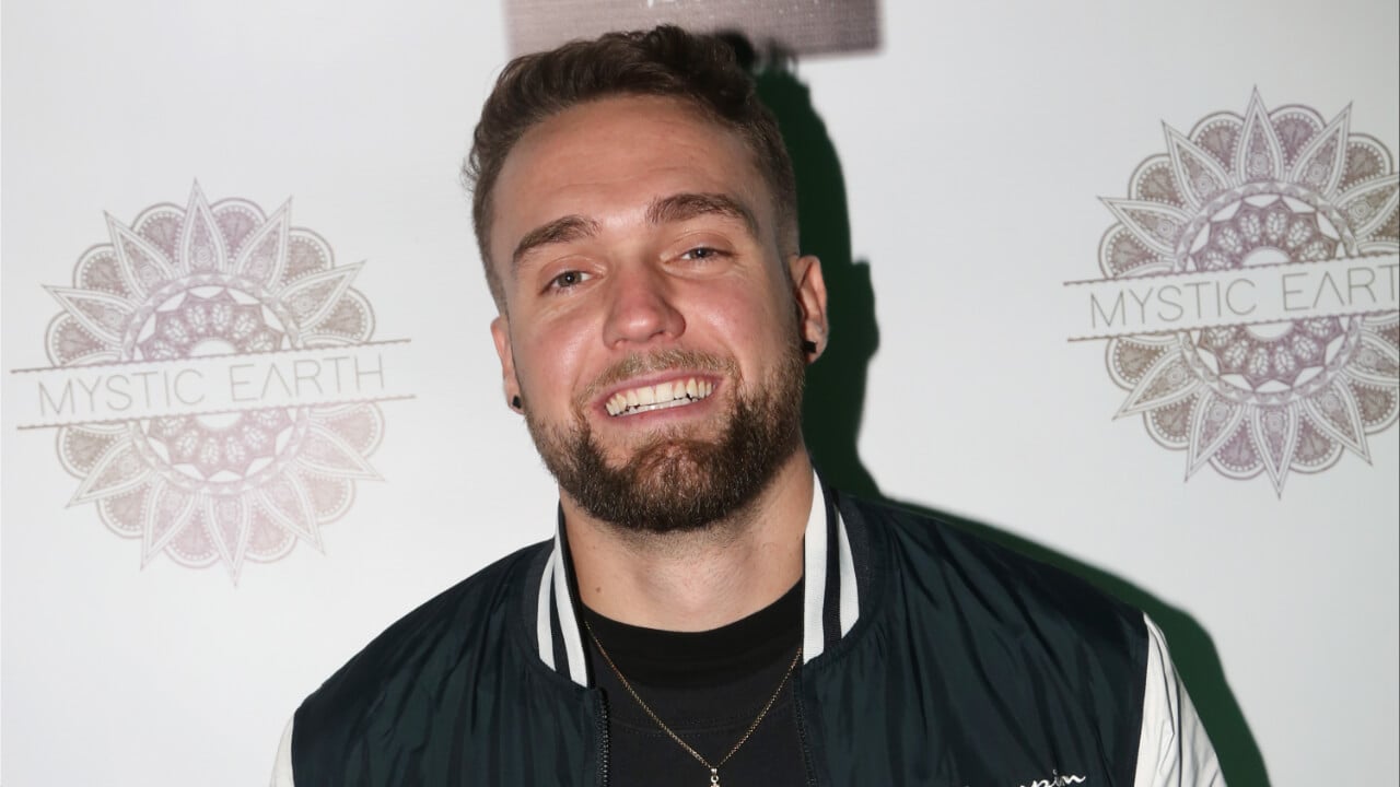 Nick Maccarone poses at a "Big Brother 21" East Coaster Meet & Greet at Slate