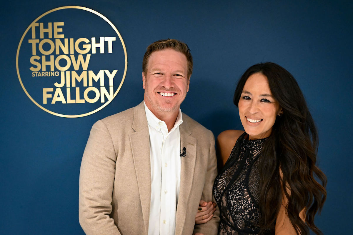Chip Gaines and Joanna Gaines smiling