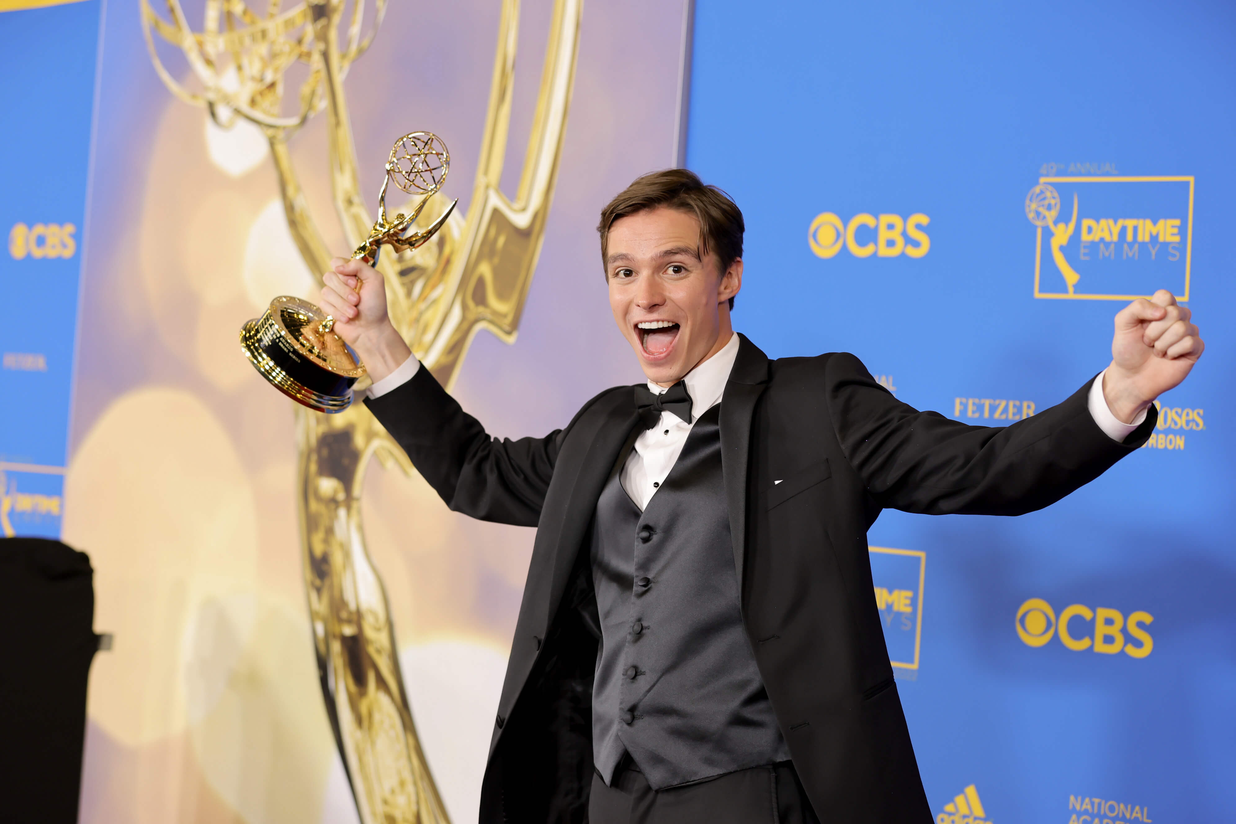 'General Hospital' star Nicholas Alexander Chavez dressed in a tuxedo; celebrates his 2022 Daytime Emmy win.