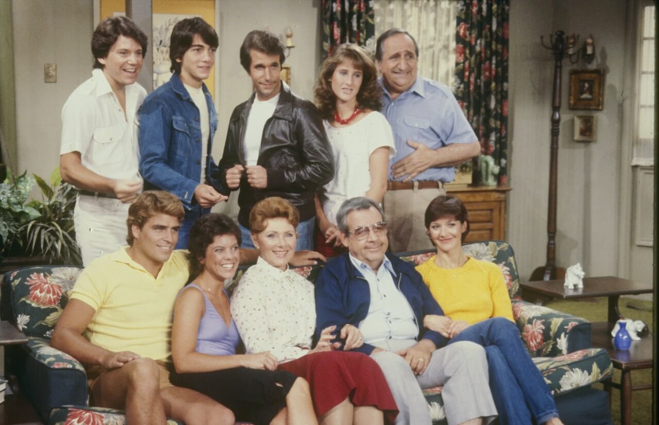 Henry Winkler with the Happy Days cast.