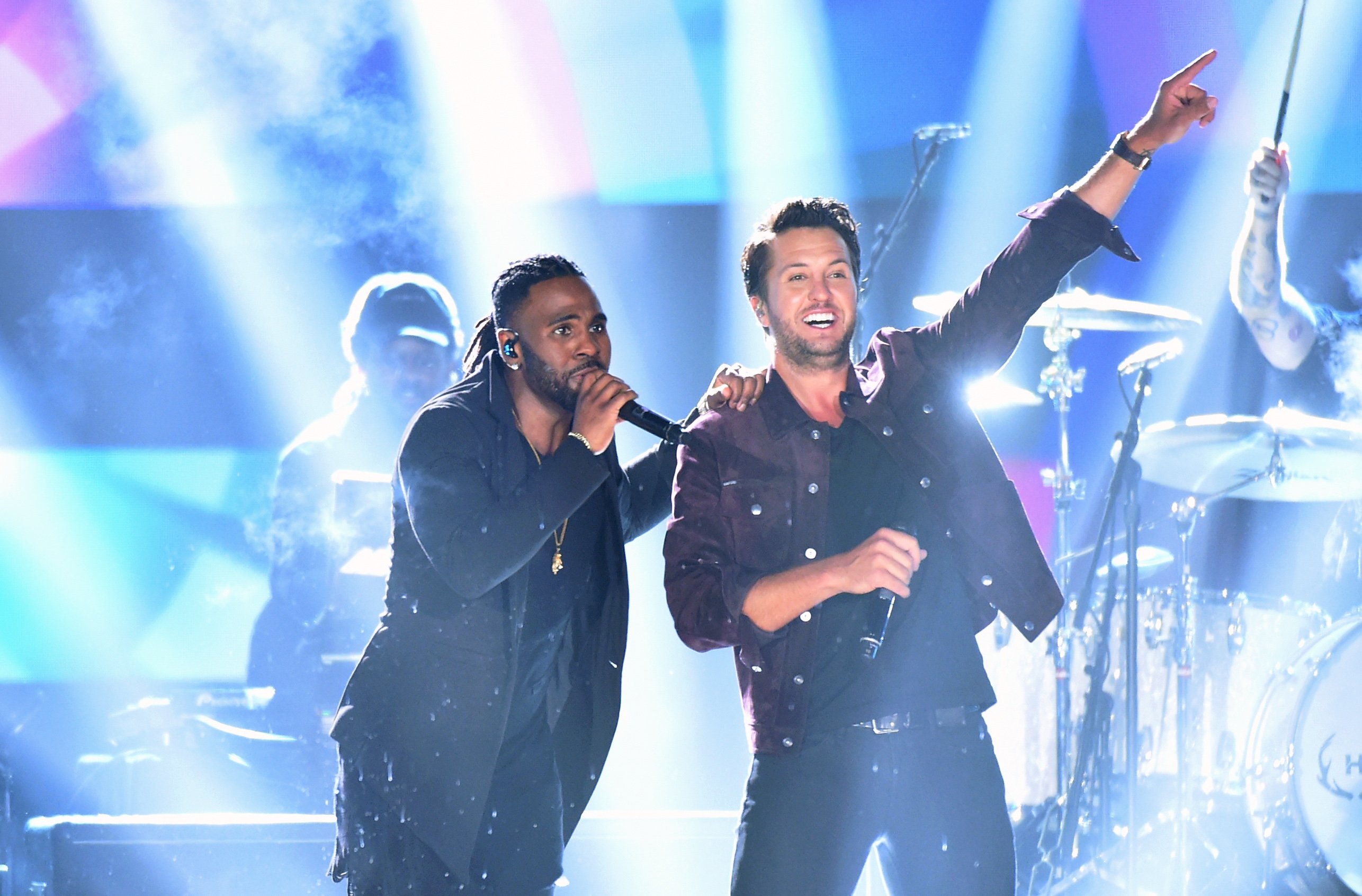Jason Derulo and Luke Bryan perform during the 2017 CMT Music Awards