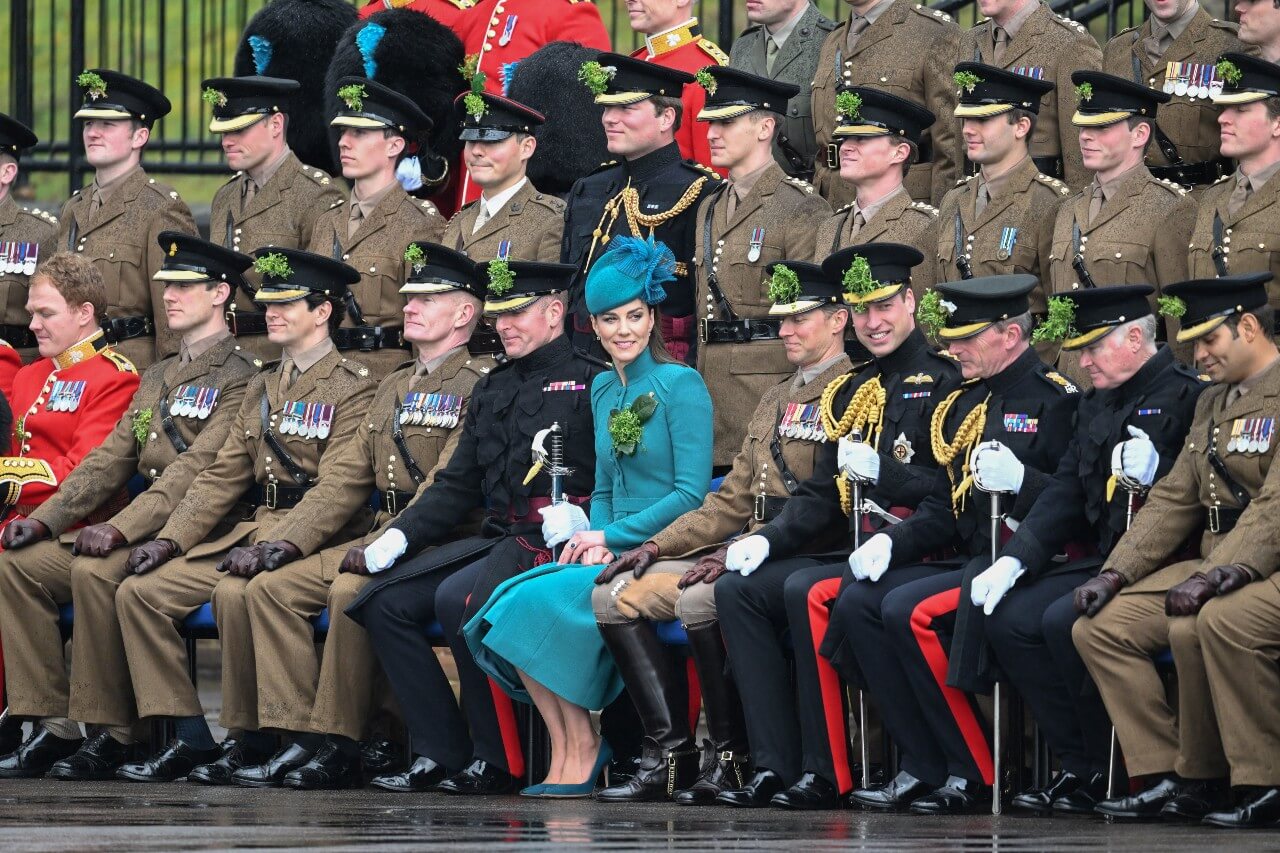 Kate Middleton's teal shoes matched her coat  perfectly.