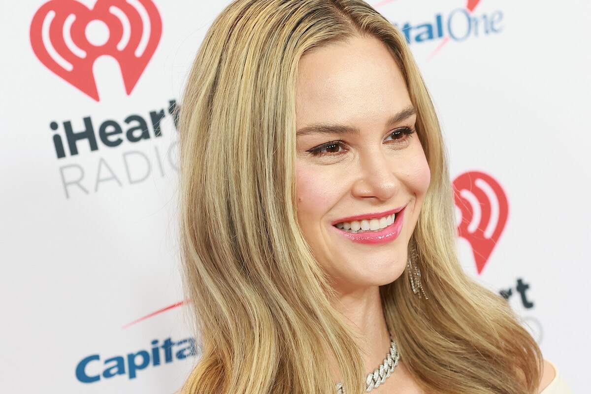 Meghan King smiles for cameras at the Z100's iHeartRadio Jingle Ball 2022 Press Room