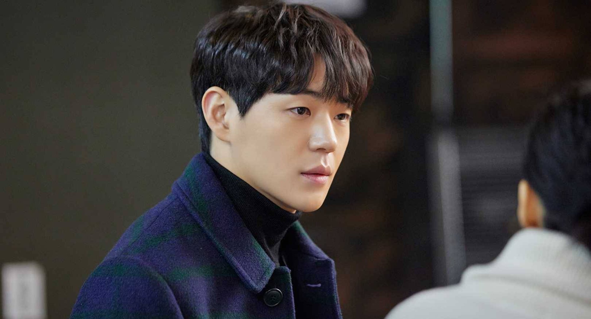 Shin Jae-ha as Dong-hui in 'Crash Course in Romance.'