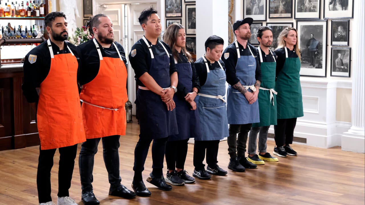 Ali Al Ghzawi, Amar Santana, Buddha Lo, Luciana Berry, May Phattanant Thongthong, Dale MacKay, Gabriel Rodriguez, Begoña Rodrigo standing next to each other in 'Top Chef: World All-Stars'