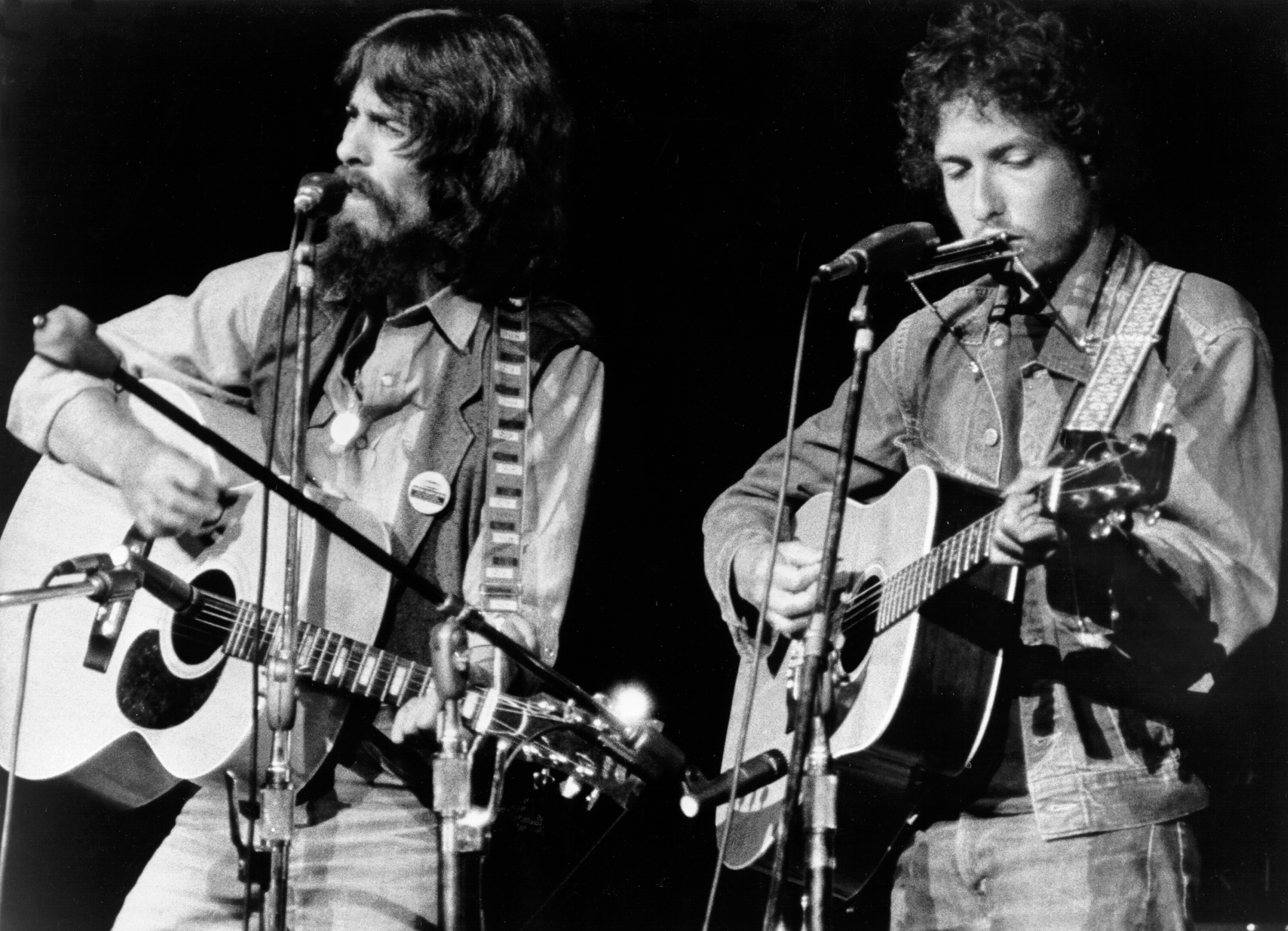 George Harrison and Bob Dylan at 'The Concert for Bangladesh' in black-and-white