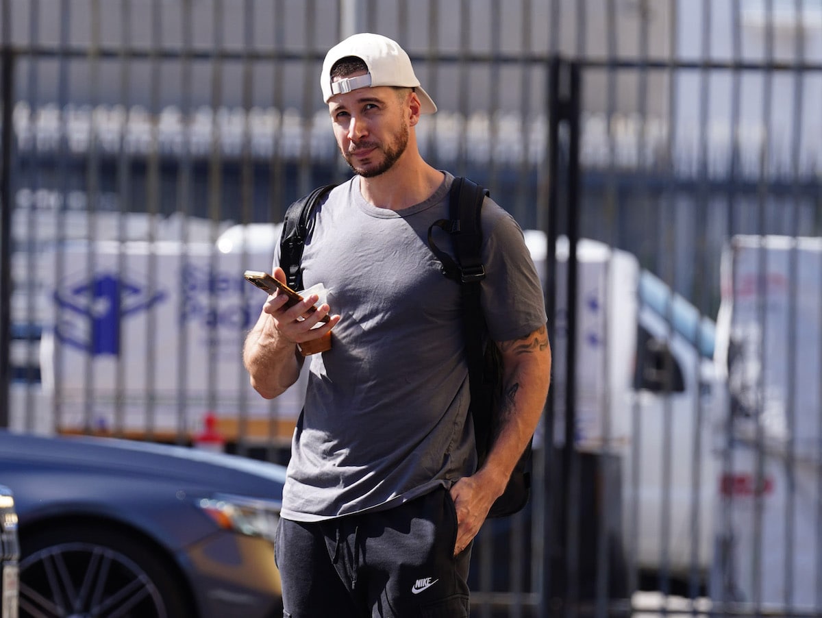 Vinny Guadagnino entering 'DWTS' practice, which comes up in 'Jersey Shore: Family Vacation' Season 6 Episode 6 'Messy Mawmas'