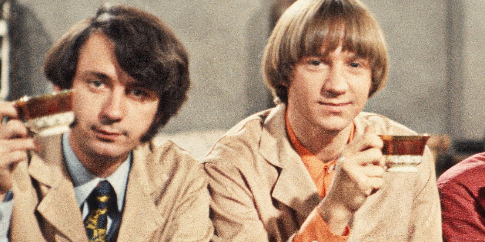 Mike Nesmith and Peter Tork on the set of 'The Monkees.'