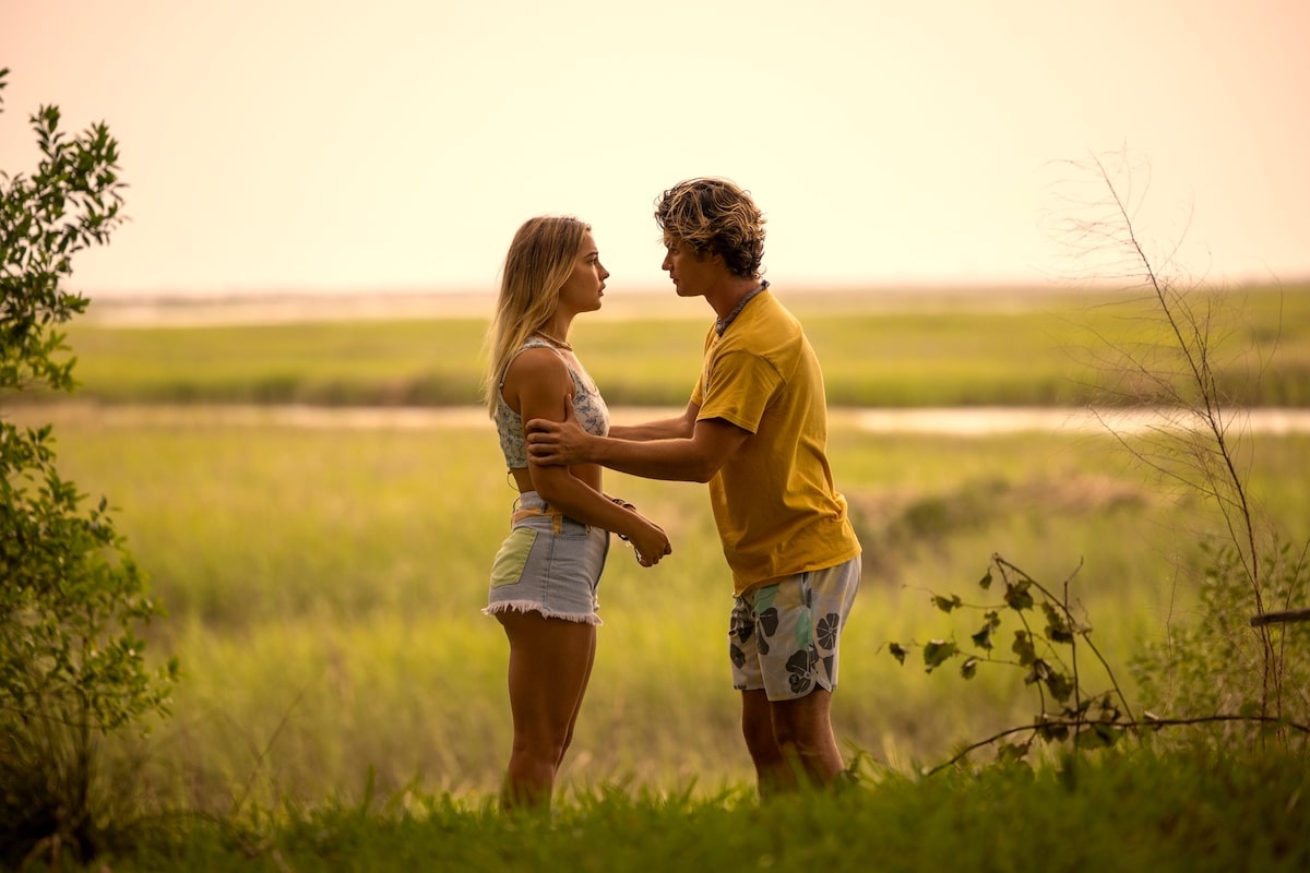 Madelyn Cline as Sarah Cameron, Chase Stokes as John B. at a rocky point in their relationship in 'Outer Banks' Season 3