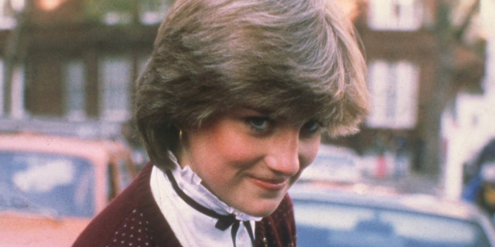 Princess Diana leaving her flat at Coleherne Court in Earl's Court, London, 12th November 1980.