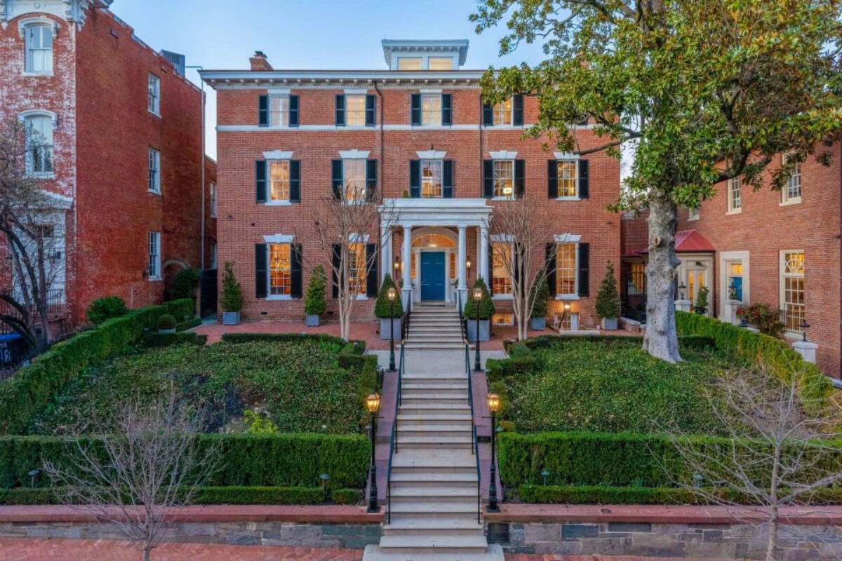 The exterior of Jackie Kennedy’s Georgetown home