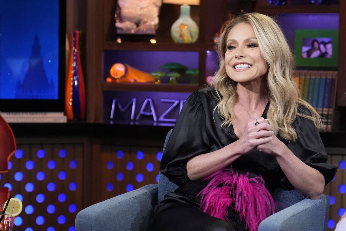 Kelly Ripa appears on "Watch What Happens Live"