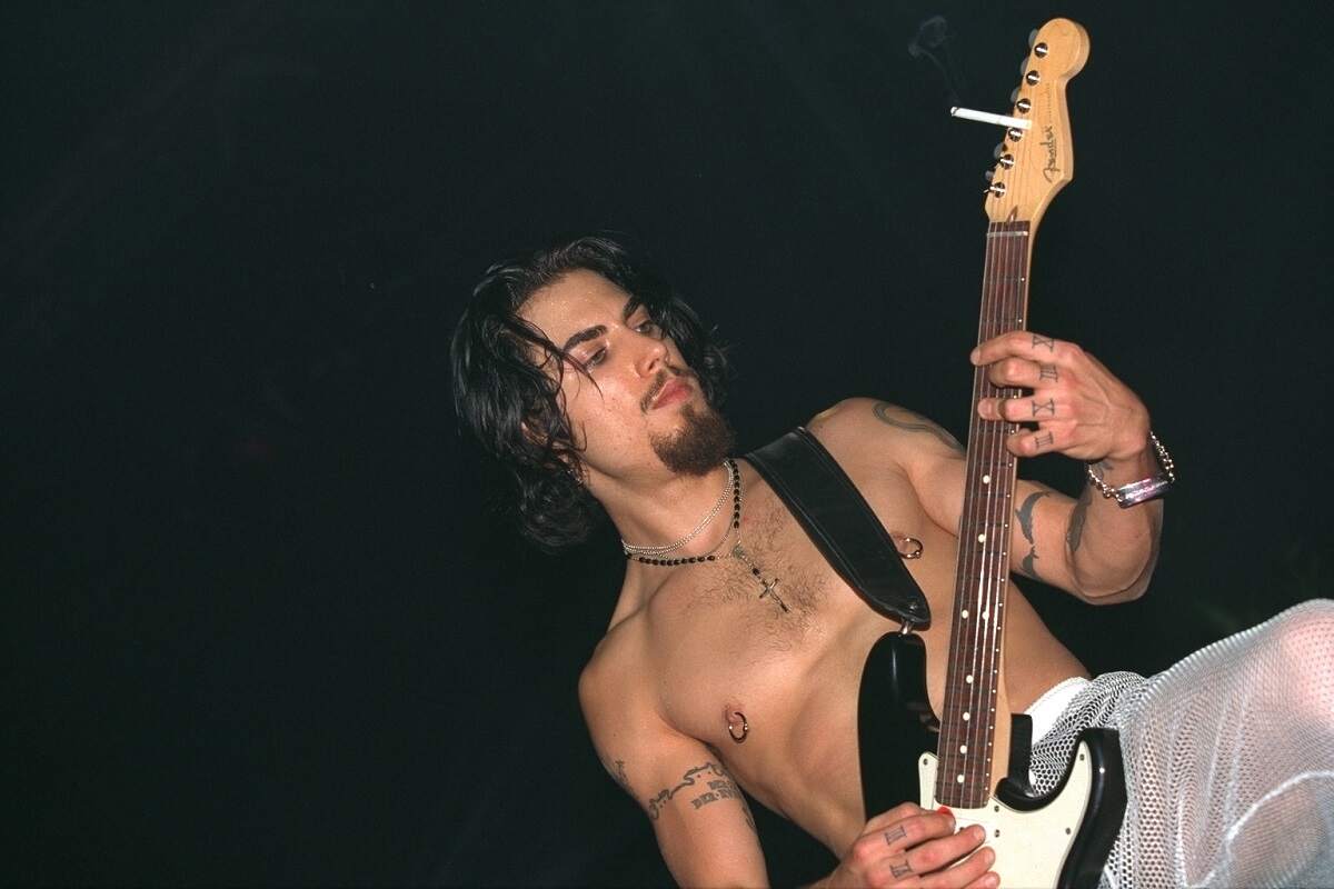 dave navarro red hot chili peppers