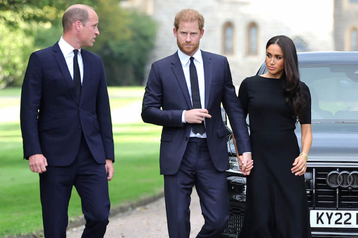 Prince William, who sent a 'quite a message' to Prince Harry and Meghan Markle with Jason Knauf honor, outside Windsor Castle